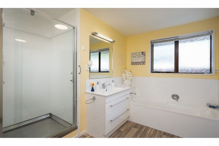 Photo of property in 75 Frankleigh Street, Somerfield, Christchurch, 8024