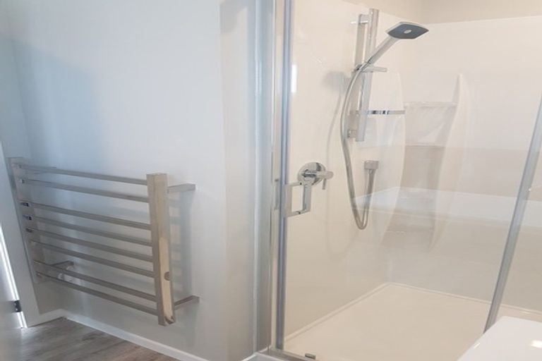 Photo of property in 2 Waitaria Terrace, Aotea, Porirua, 5024