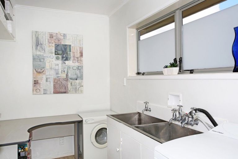 Photo of property in 14 Boundary Road, Opaheke, Papakura, 2113