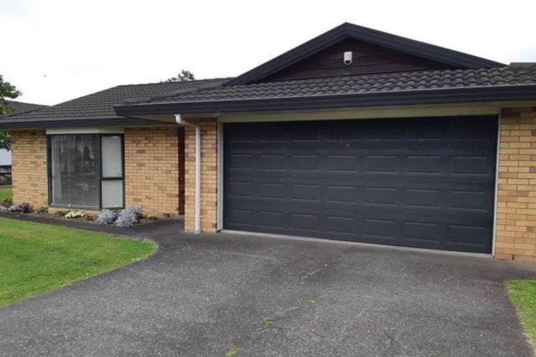 Photo of property in 2/119 Rangitoto Road, Papatoetoe, Auckland, 2025
