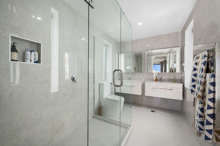 Photo of property in 78 Te Oneroa Way, Long Bay, Auckland, 0630