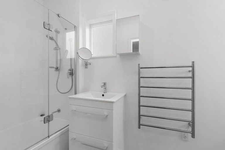 Photo of property in 23 Trent Street, Island Bay, Wellington, 6023