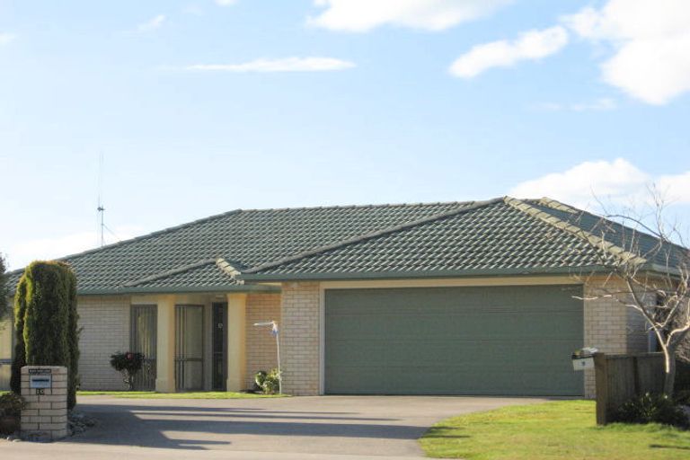 Photo of property in 8 Beachlands Place, Papamoa Beach, Papamoa, 3118