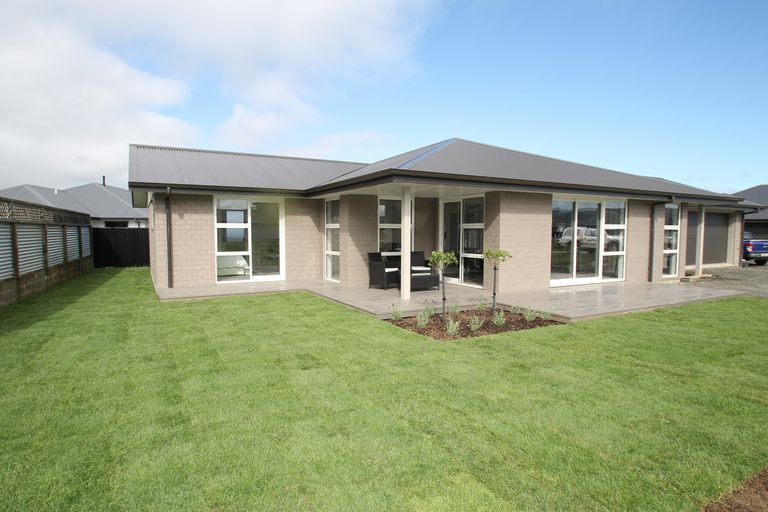 Photo of property in 48 Anderton Crescent, Mosgiel, 9024