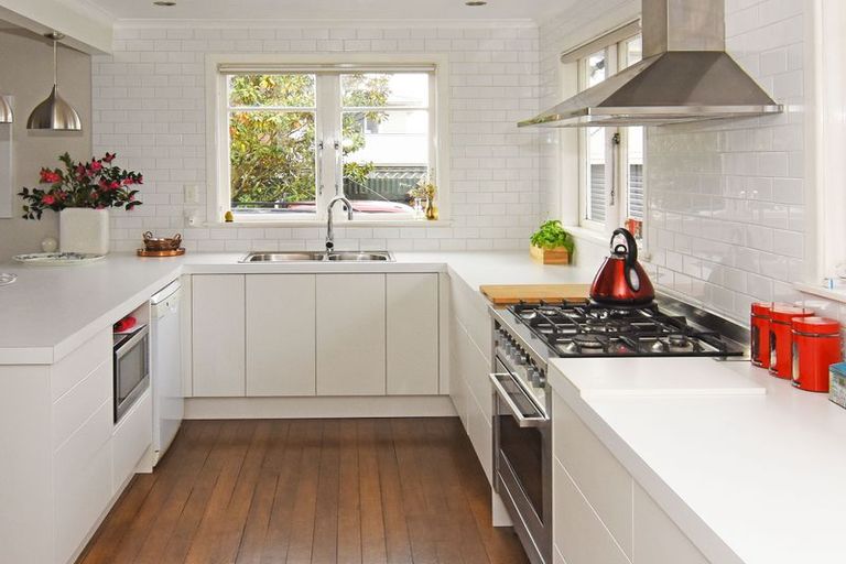 Photo of property in 59 Fergusson Street, Solway, Masterton, 5810