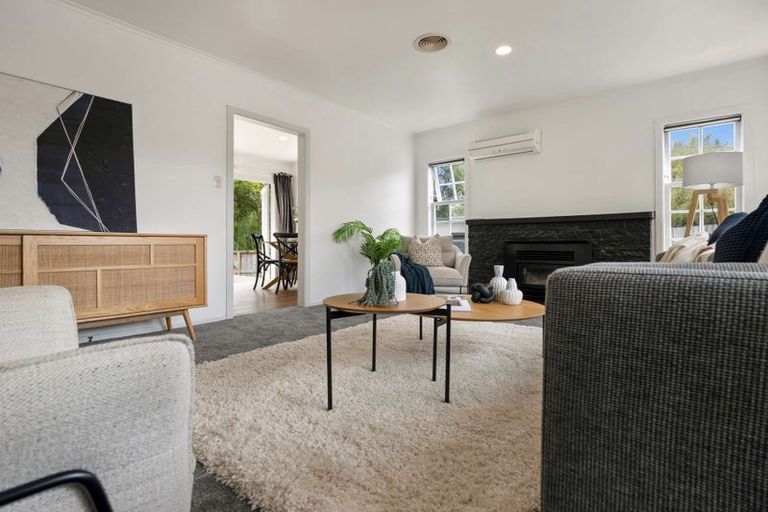 Photo of property in 10 Jarmey Place, Mangakakahi, Rotorua, 3015