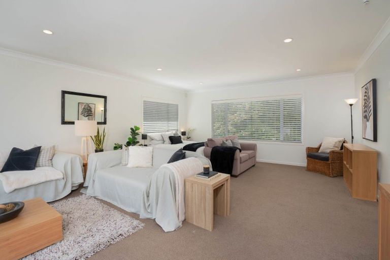 Photo of property in 142 Gillespie Place, Acacia Bay, Taupo, 3385