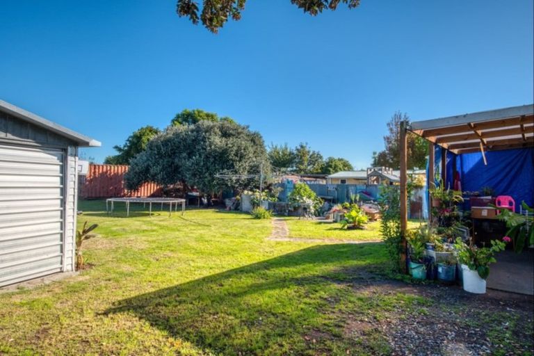 Photo of property in 16 Tolerton Avenue, Elgin, Gisborne, 4010