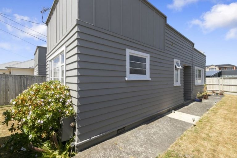 Photo of property in 82b Wakefield Street, Alicetown, Lower Hutt, 5010