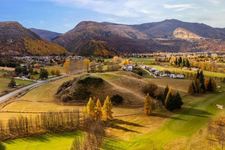 Photo of property in 1124 Malaghans Road, Arrowtown, 9371