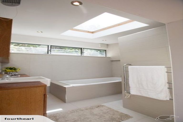 Photo of property in 72 Owhiro Bay Parade, Owhiro Bay, Wellington, 6023