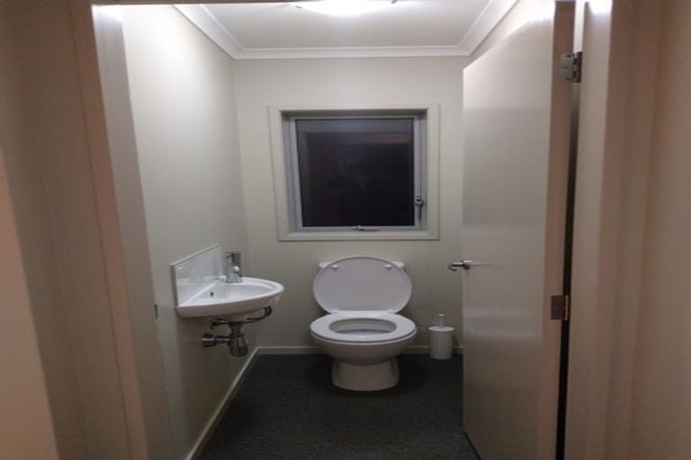 Photo of property in 11 Cresswell Place, Johnsonville, Wellington, 6037