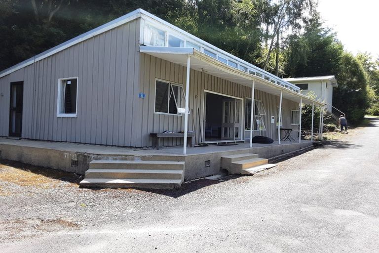 Photo of property in 23 Village Loop Road, Waipori Falls, Outram, 9073