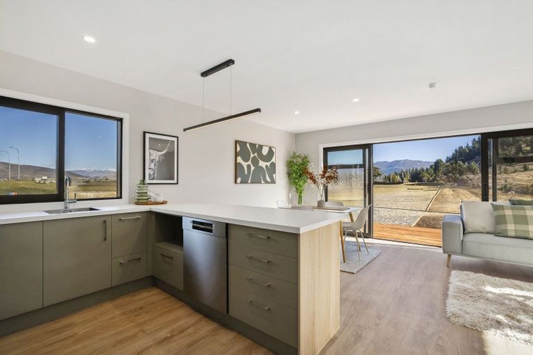 Photo of property in 1 Booth Drive, Cromwell, 9310