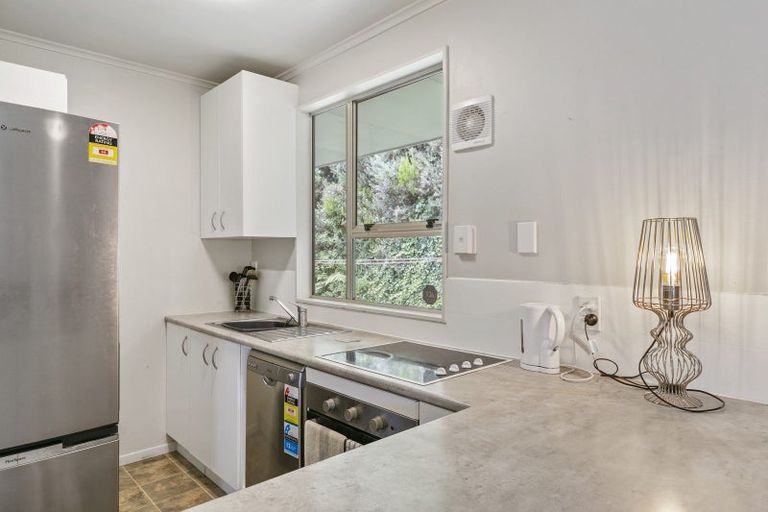 Photo of property in 8b Baxter Way, Karori, Wellington, 6012