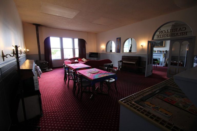 Photo of property in 327 Adelaide Road, Newtown, Wellington, 6021