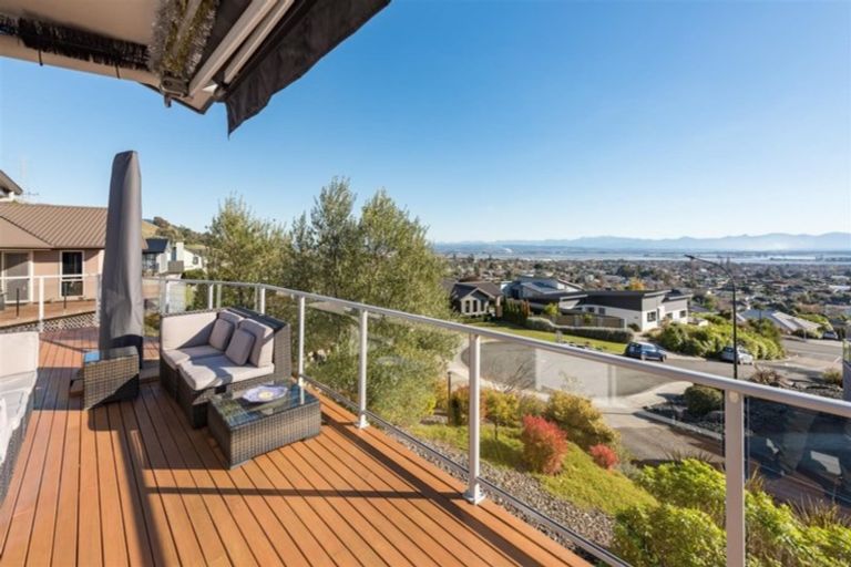 Photo of property in 8 Berkshire Place, Stoke, Nelson, 7011