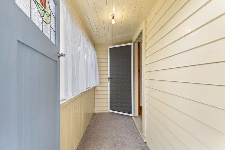 Photo of property in 54 Miro Street, Takaro, Palmerston North, 4410