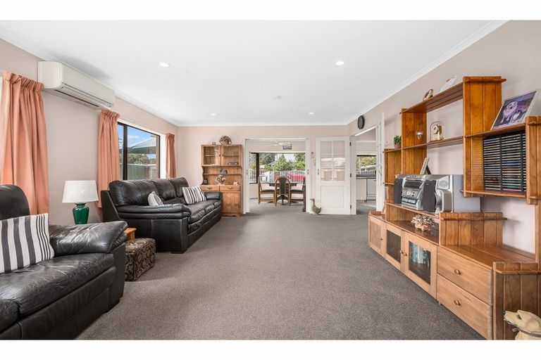 Photo of property in 53 Britannia Street, Petone, Lower Hutt, 5012