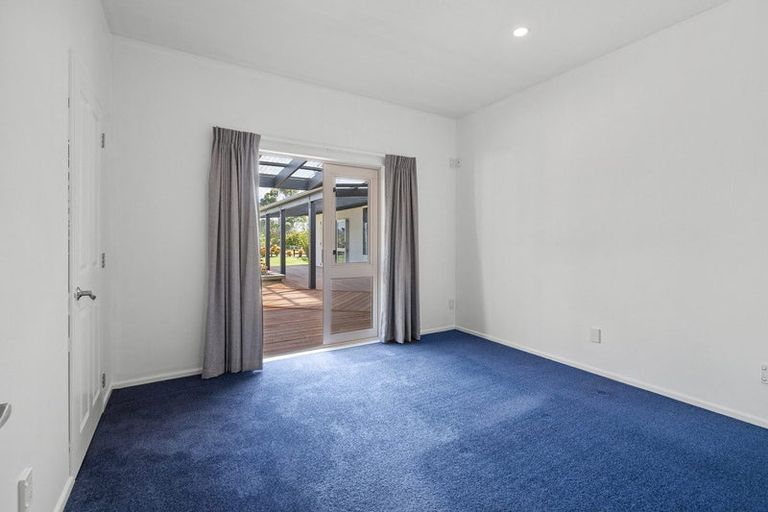 Photo of property in 110 Polson Hill Drive, Aokautere, Palmerston North, 4471