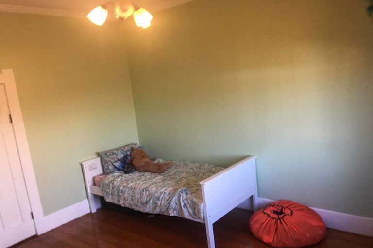 Photo of property in 96 George Street, Hikurangi, 0114