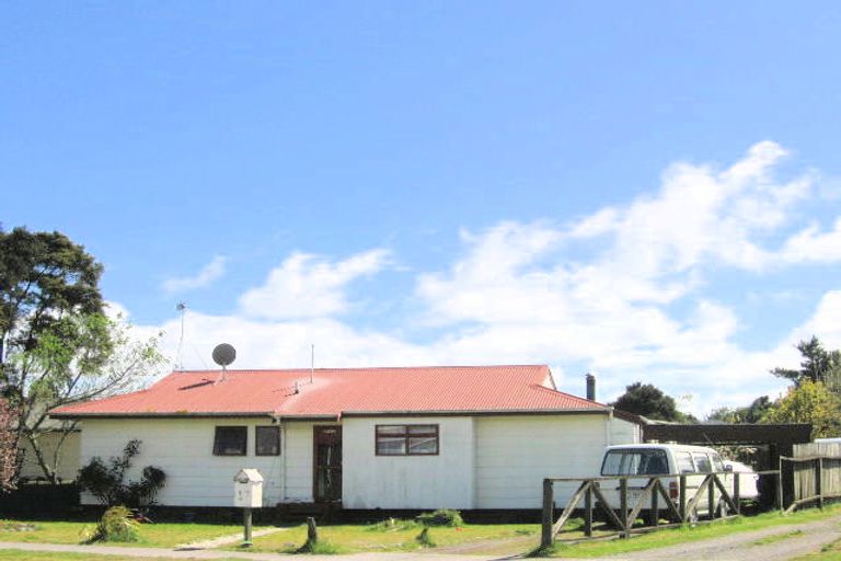 Photo of property in 17 Blake Road, Waitahanui, Taupo, 3378