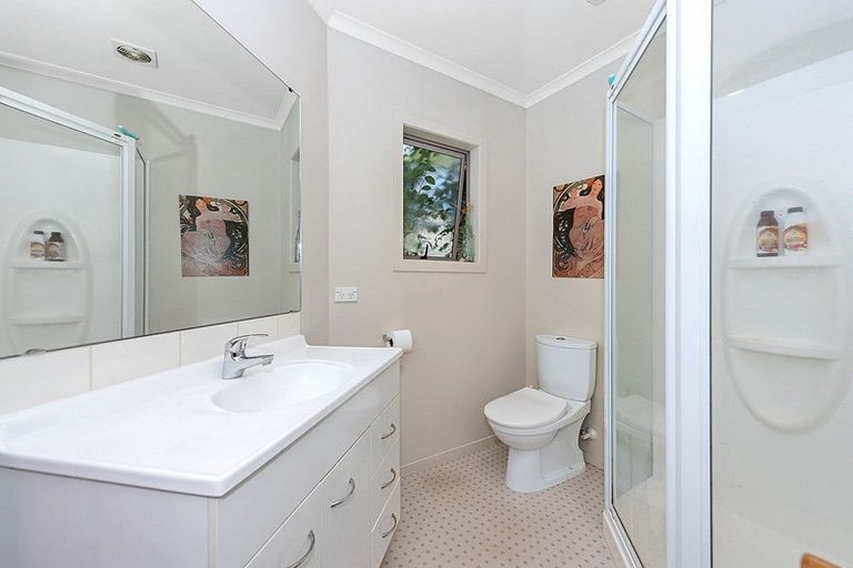 Photo of property in 152 Clarkin Road, Fairfield, Hamilton, 3214