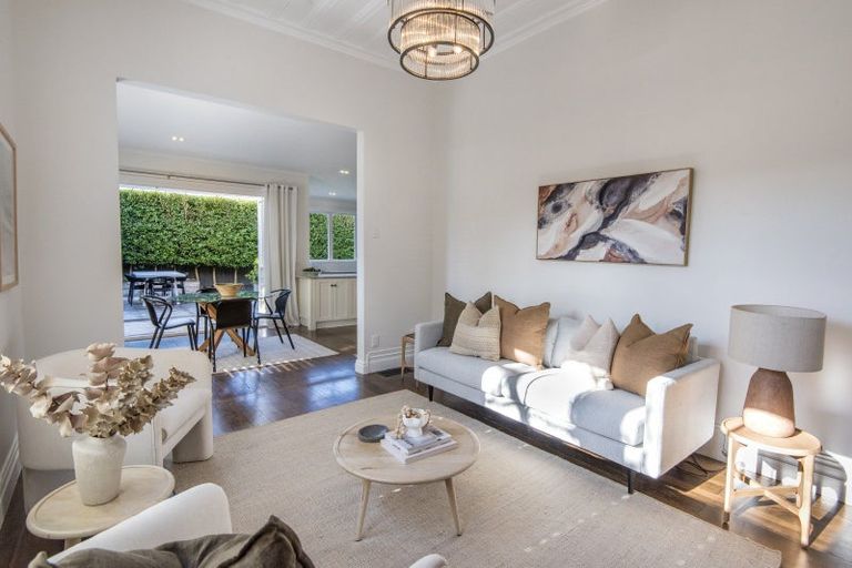 Photo of property in 2 Grahame Street, Devonport, Auckland, 0624