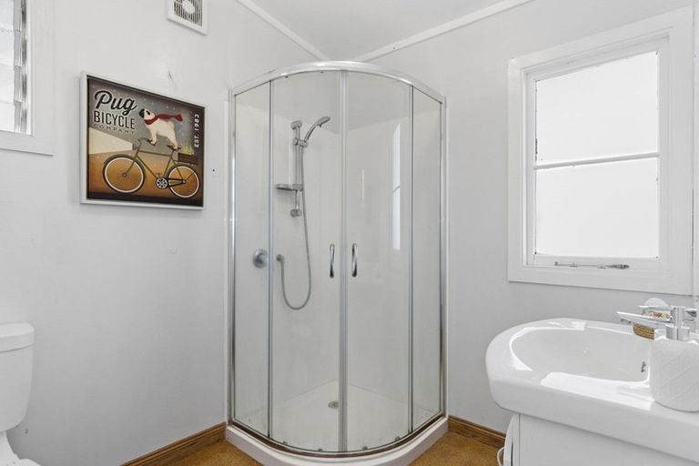 Photo of property in 44 Weka Street, Frankton, Hamilton, 3204