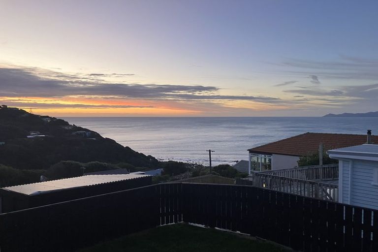 Photo of property in 19 Haunui Road, Pukerua Bay, 5026