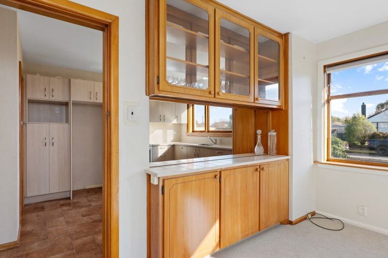 Photo of property in 43 Springbank Street, Bryndwr, Christchurch, 8053