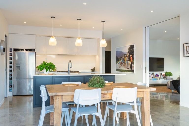 Photo of property in 8 Shearwater Lane, Point Wells, 0986