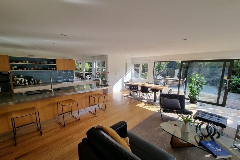 Photo of property in 10 Wilton Road, Wadestown, Wellington, 6012
