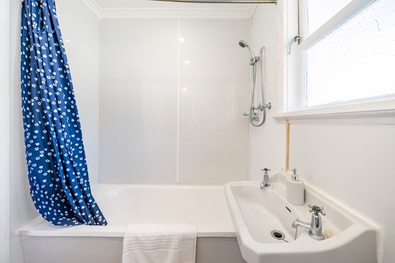 Photo of property in 1/7 Ararino Street, Trentham, Upper Hutt, 5018