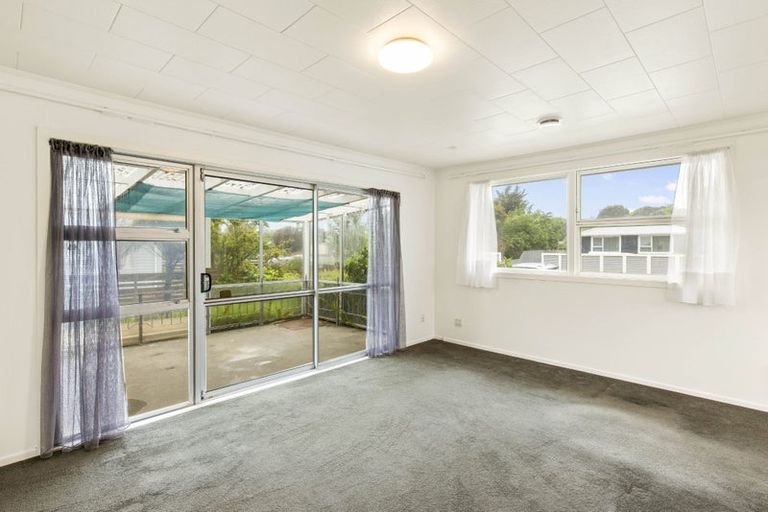 Photo of property in 84 Donovan Road, Paraparaumu Beach, Paraparaumu, 5032