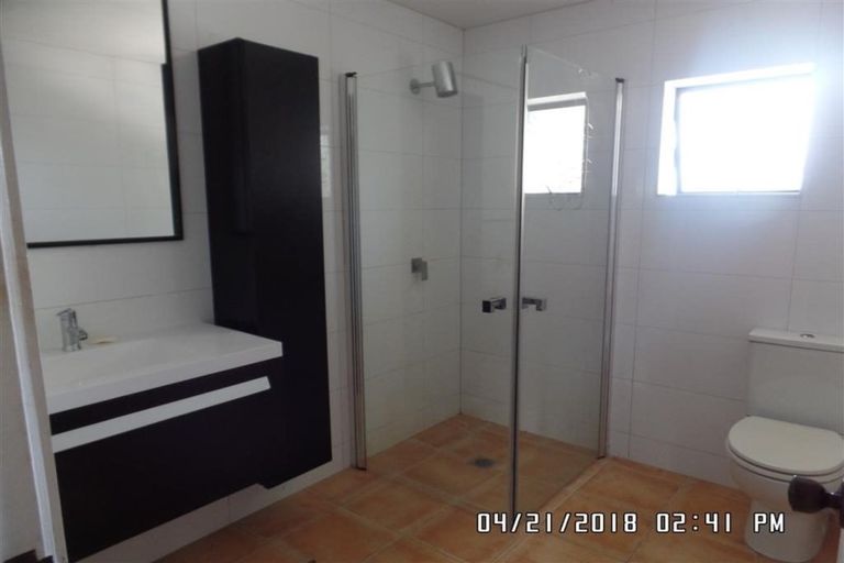 Photo of property in 12 Naviti Place, Browns Bay, Auckland, 0630