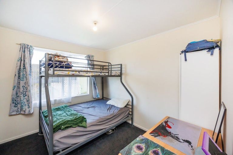 Photo of property in 48 Somerset Crescent, Highbury, Palmerston North, 4412