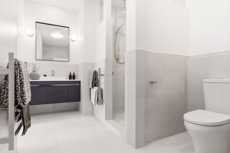 Photo of property in 1 Woodstock Road, Fairfield, Hamilton, 3214