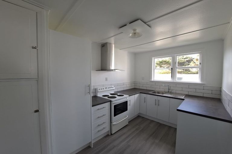 Photo of property in 12-14 Dixon Avenue, Hawera, 4610