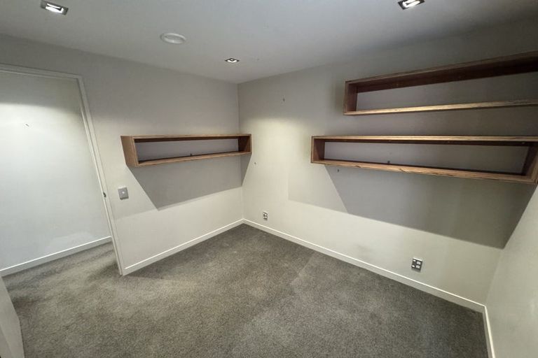 Photo of property in Piermont Apartments, 1a/82 Cable Street, Te Aro, Wellington, 6011
