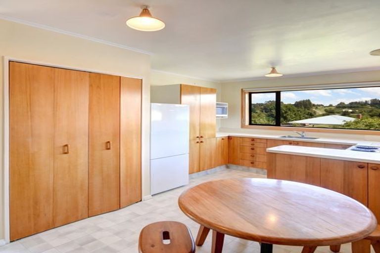 Photo of property in 10 Lincoln Street, Halfway Bush, Dunedin, 9010