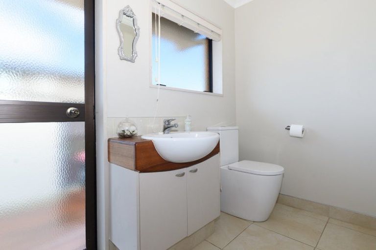 Photo of property in 42 Hillcrest Road, Otumoetai, Tauranga, 3110