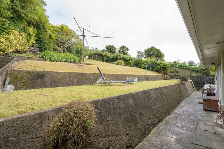 Photo of property in 18 Thompson Terrace, Toi Toi, Nelson, 7010