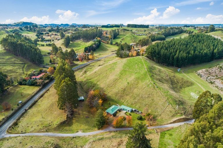 Photo of property in 197 Whangamata Road, Kinloch, Taupo, 3377