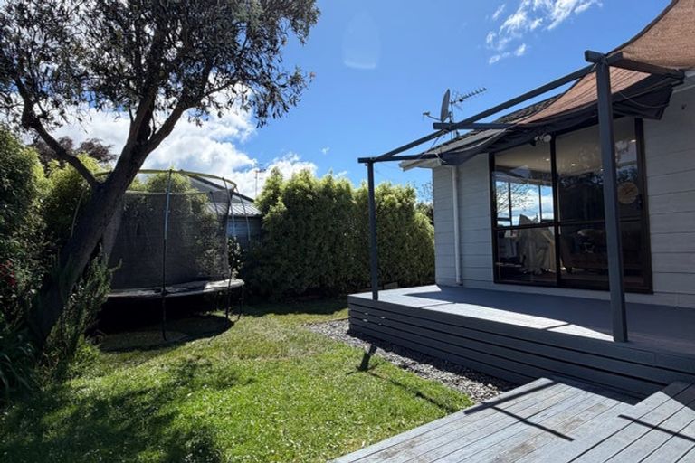 Photo of property in 25a Jeffares Place, Taradale, Napier, 4112