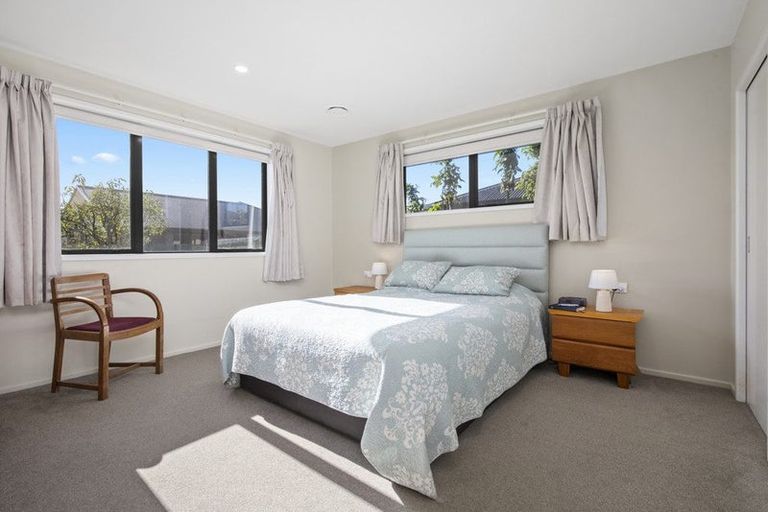 Photo of property in 8 Modello Lane, Waiuku, 2123