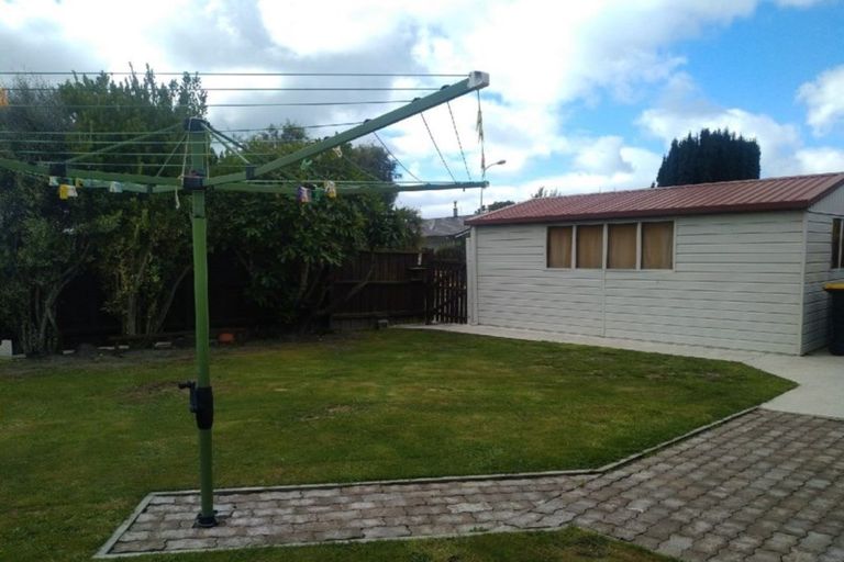 Photo of property in 2/5 Fir Tree Lane, Aranui, Christchurch, 8061