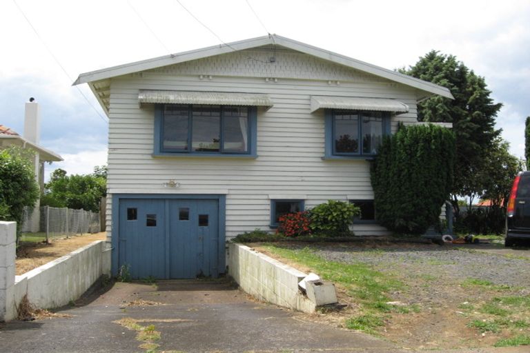 Photo of property in 9 Rimu Road, Mangere Bridge, Auckland, 2022