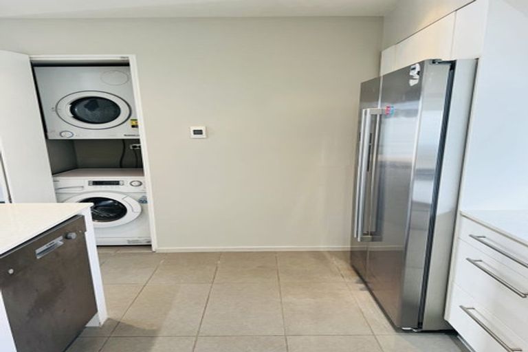 Photo of property in 2/103 Mandeville Street, Riccarton, Christchurch, 8011