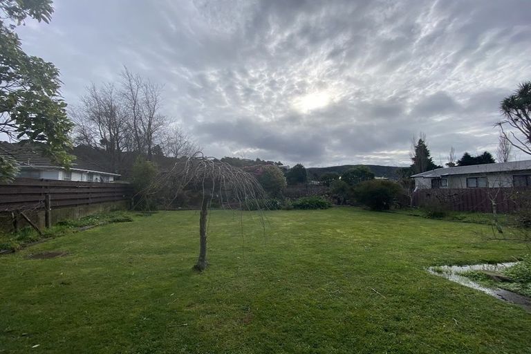 Photo of property in 70 Stokes Valley Road, Stokes Valley, Lower Hutt, 5019